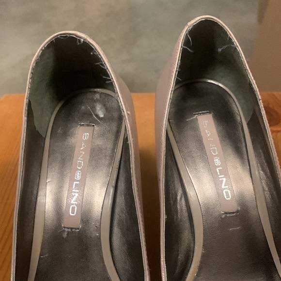 Bandolino Patent Leather Nude Pump Closed Toe Heels, Women Size 7 - Picture 13 of 15